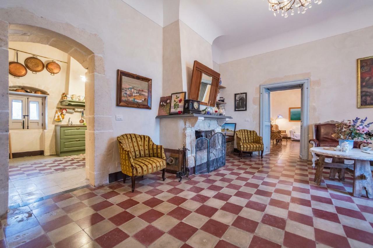 Gasthaus Terre Di Cavalusi Relais Donnafugata Exterior foto