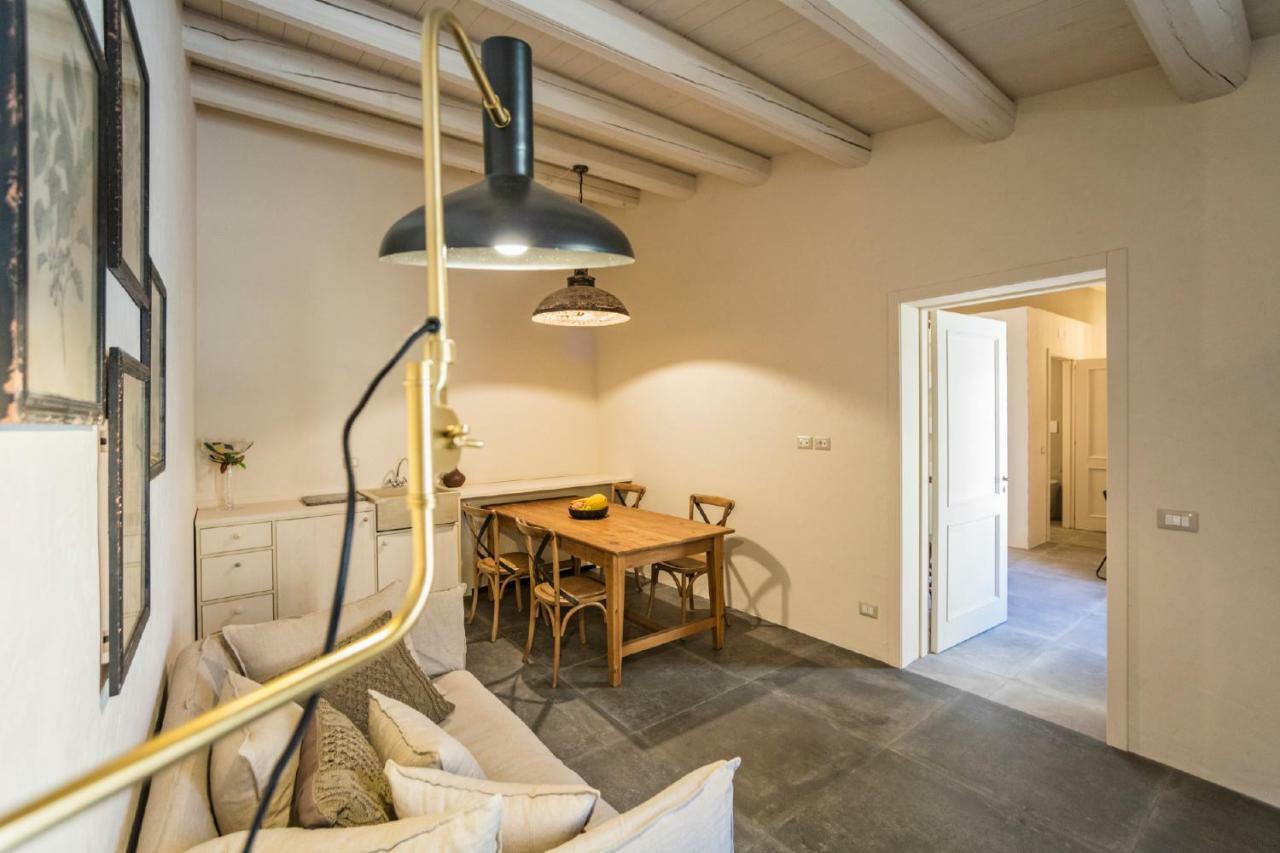 Gasthaus Terre Di Cavalusi Relais Donnafugata Exterior foto